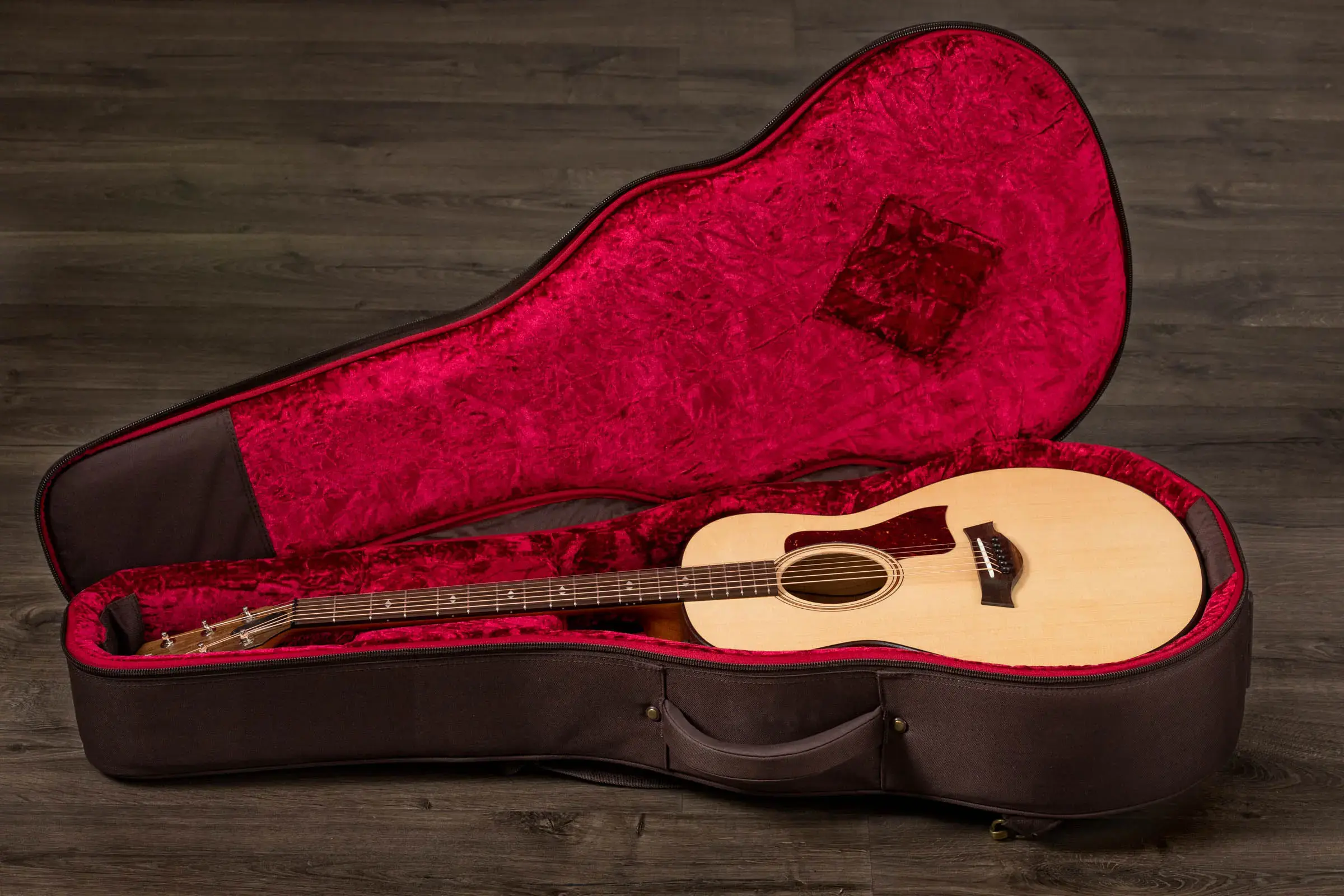 Taylor GTE Urban Ash Acoustic - Natural