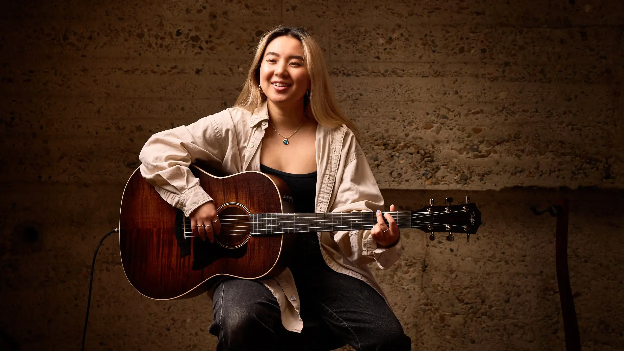 Taylor AD27e - Flametop