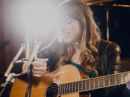 המהפכה האקוסטית של FENDER