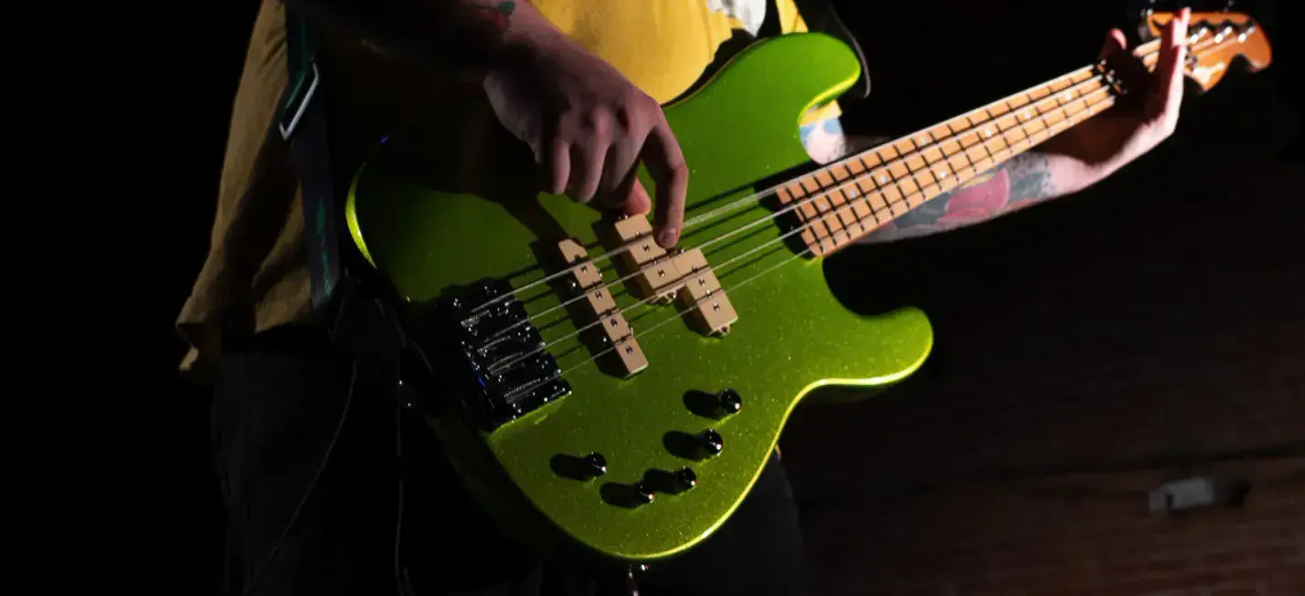 Charvel Pro-Mod San Dimas Bass PJ IV - Lime Green Metallic
